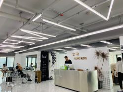 -宫铭烫发染发接发店