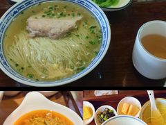 -同得兴 Since·1995 传统苏式面馆(嘉馀坊店)