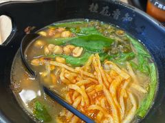 -桂在香知桂林米粉(红博中央公园店)