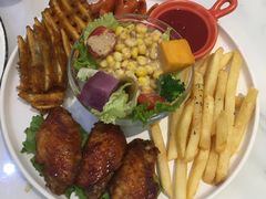 -丽莎沙拉轻食餐厅(国贸店)