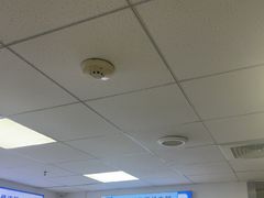 -Apple Store苹果手机电脑售后维修中心(浦东店)