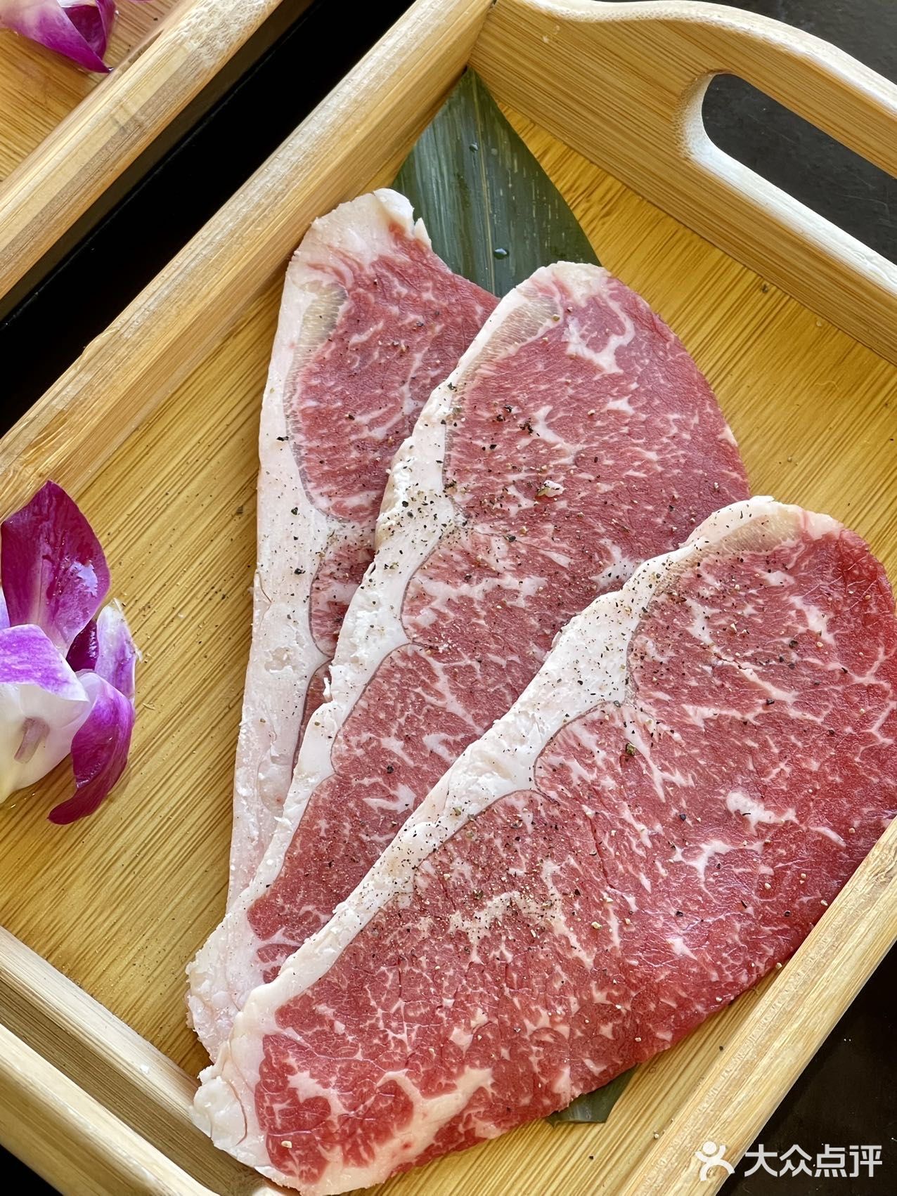 不去东北也能吃到正宗齐齐哈尔烤肉🥩