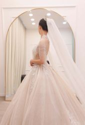 -Lady  Jane高端婚纱礼服馆