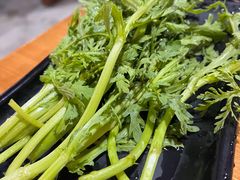 -果松木炭酸菜铜火锅·外婆参鸡汤