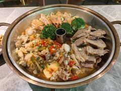 -璞臻汽锅餐厅(南京东路店)