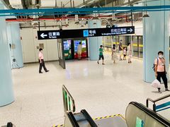 -蓝天路(地铁站)