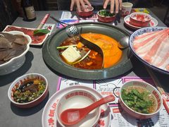 -生活如沸·顺德水牛奶火锅(大学路店)