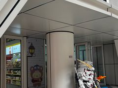 -泡泡玛特POPMART (北京超极合生汇店)