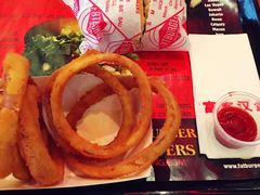 -FATBURGER 特富客汉堡(外交公寓店)