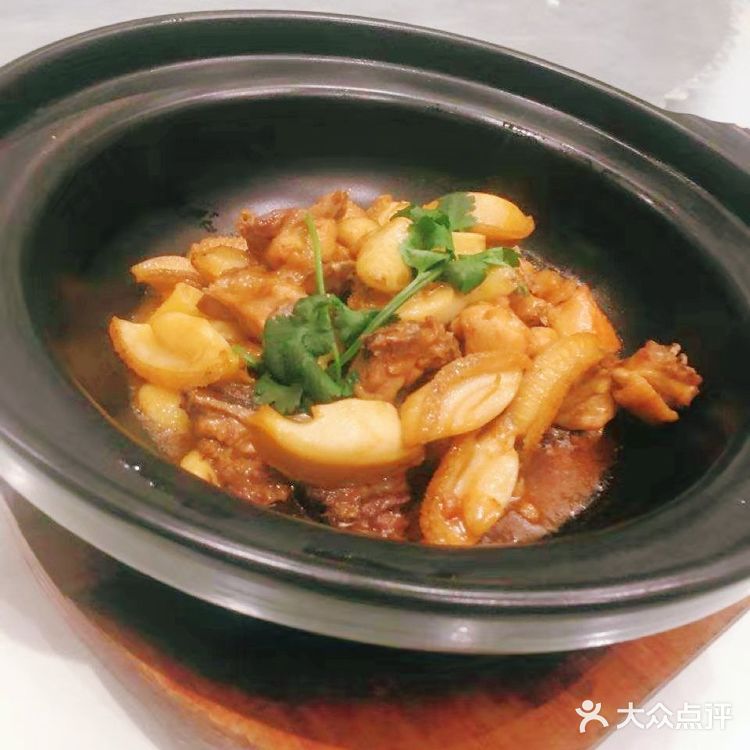 不会说也不会说腻，味道刚刚好，酱调的刚刚好上色