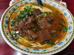 -金杨拉面王小吃面馆·牛三宝面·红烧牛肉粉