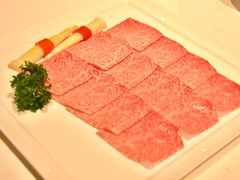-洋房火锅(上海新天地南北里店)