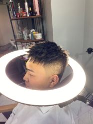 -海文先生国潮烫染男士理发馆