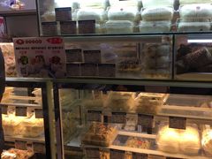 面包甜点陈列柜-白玉兰食品(甜云店)