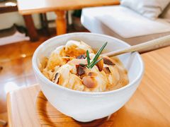 阿芙佳朵-彳亍咖啡·这里(水湾路店)