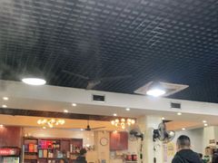 大堂-牛一煲美食(江高店)