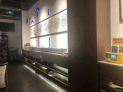 -尚尚仙·酸汤猪手·猪肚鸡火锅(华联万柳购物中心店)