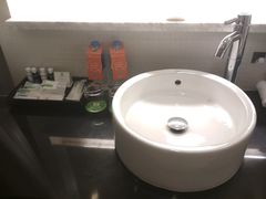 -上海虹桥西郊假日酒店