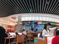 -诚铭记·虾仁汤包·成都小吃(融创店)