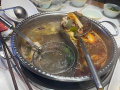 -乡土黄·鲜牛肉火锅·小龙虾(兴业街店)