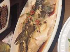 -东口码头·烧鸽子·鱼头泡饼·地方菜(金鹰悦城店)