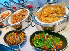-魁牛·潮汕牛肉自助火锅(沈辽路万达店)