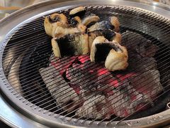 -围炉肉舍•炭烤活鳗•丹东海鲜烤肉(步行街店)