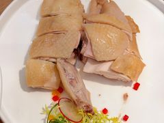 白切文昌鸡-艾美中餐厅·融合菜·海鲜·椰子鸡火锅(石梅湾艾美酒店)