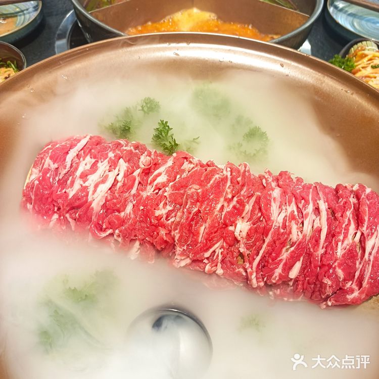 华堂新辰汇非遗酸汤+糟辣锅，一口到黔南