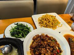 -莲餐厅·湖北菜·潜江小龙虾店(愚园路店)