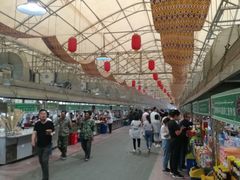 -团结广场夜市