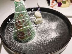 草莓拿破仑圣诞树-王品牛排(杭州大厦店)