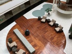 -上海滴水湖皇冠假日酒店