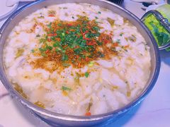 -德林酸菜鱼火锅(南丹店)