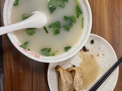 -胡记锅贴·沪上游子老鸭粉丝汤(太原路店)