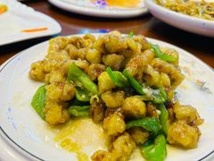 -老码头黑皮肘子锅包肉熏酱水饺(文政街店)