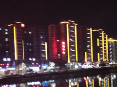 -醉美东江·三文鱼·烧鸡公