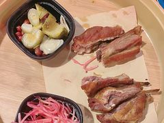 -破瓦寒窑·地摊烤羊排