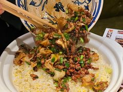 -麻辣总动员·川派海鲜·现炒浇头面·自贡菜(五彩城店)