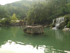 -丫沙底瀑布温泉