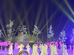 -茅山东方盐湖城景区