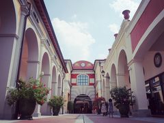 -佛罗伦萨小镇广佛名品奥特莱斯(疏港路店)