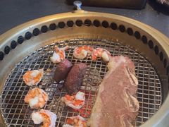 -铭牛烧肉·和牛海鲜自助(高新月牙湖店)