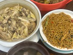 -民间瓦缸煨汤館(嵩山路店)