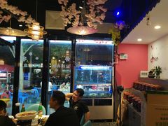 -老街烧烤大排档·地道湖北菜·龙虾馆(汉口火车站店)