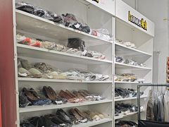 -翰皇直营洗衣洗鞋(望京鹿港店)