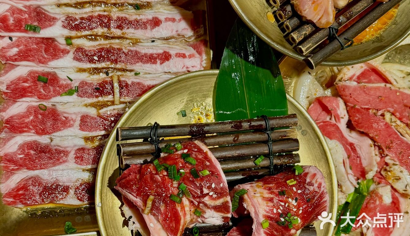 卿古烤肉双人餐，根本吃不完