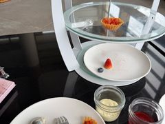 -亚龙湾喜来登·美景台大堂吧