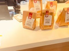 -麦当劳(上海虹桥站30B检票口楼上)
