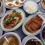 服了，猜猜是哪家公司的饭堂……